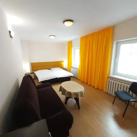 게스트하우스 Zameczek 스클라르스카포렘바