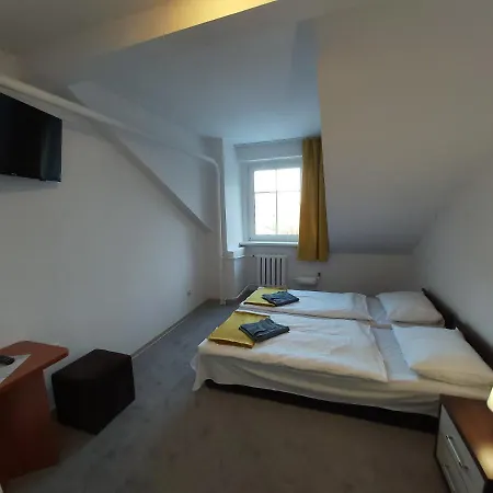 게스트하우스 Zameczek 3*